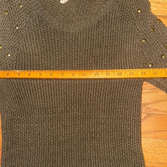 Olive Green Women's‎ Roxy Sweater with gold studs. Size Medium - Picture 7 of 8